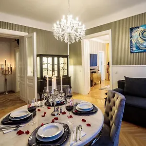 Sophies Place Augarten - Imperial Lifestyle City Parking Apartment